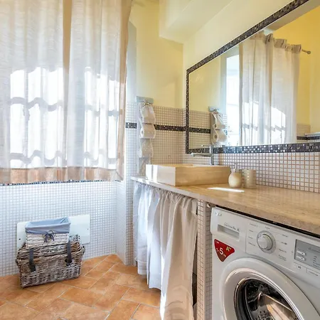 Villa Itadhome - 
