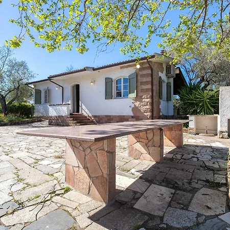 Villa Itadhome - 